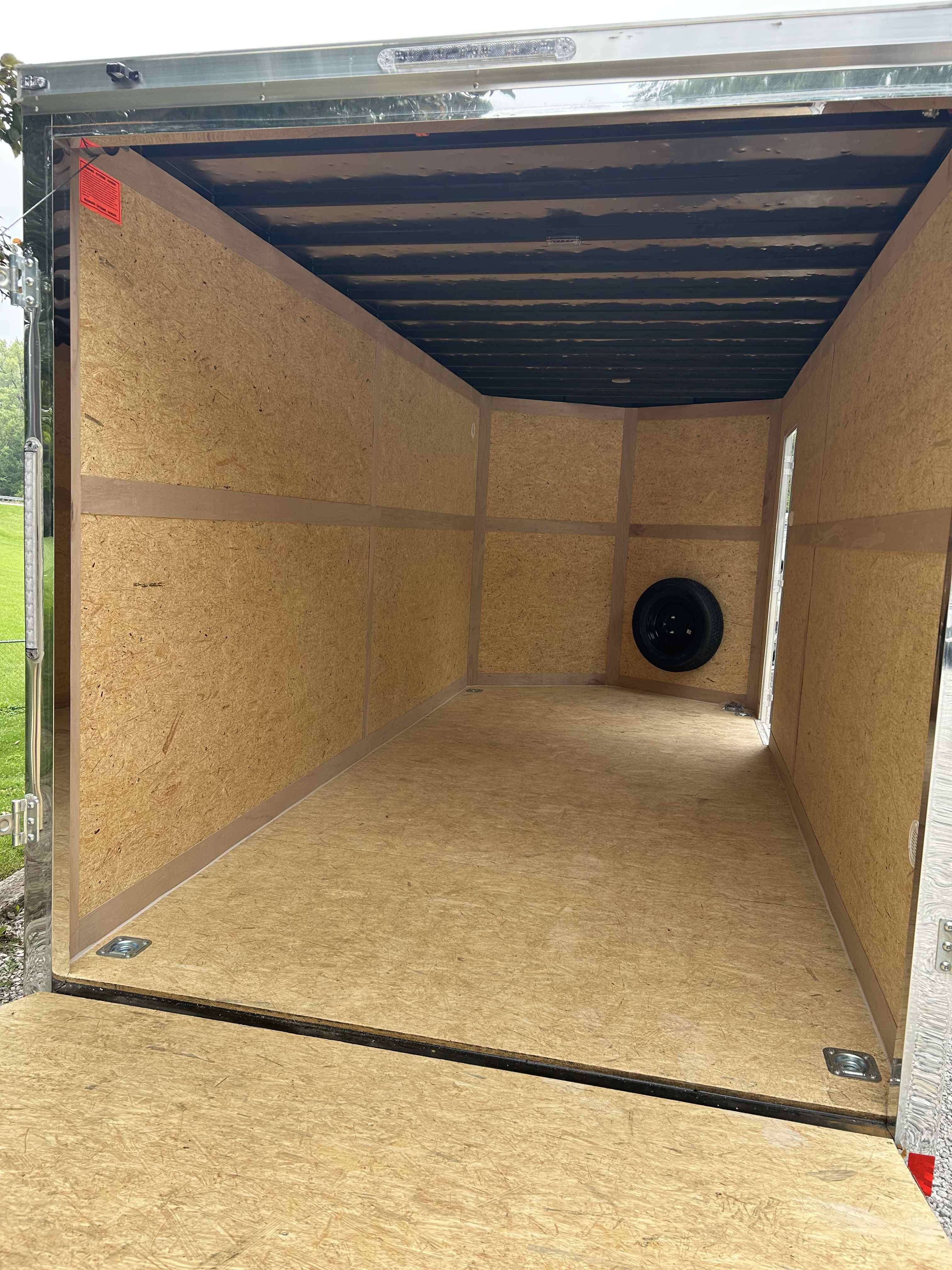 16ft Enclosed Trailer photo 2